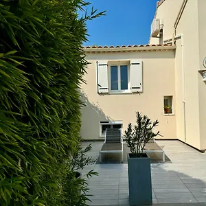les-2-oliviers.fr-provencehotel.com/